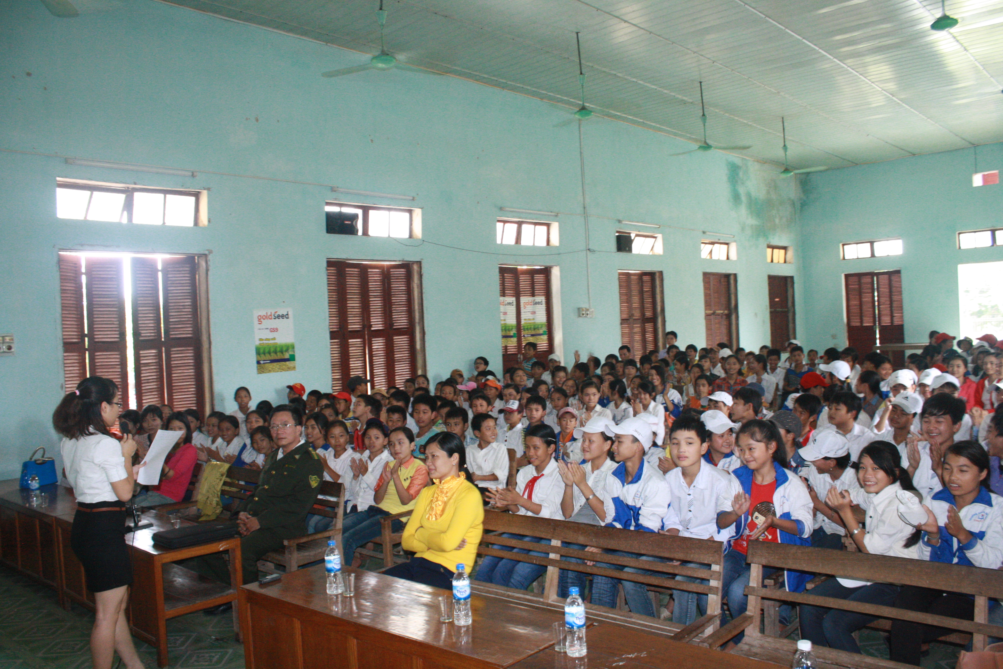  Thảo luận về vấn đề bảo vệ ĐVHD với học sinh tại Thanh Hóa